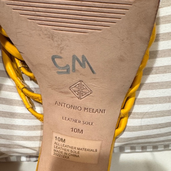 ANTONIO MELANI Yellow Strappy Platform Sandals - Picture 6 of 7